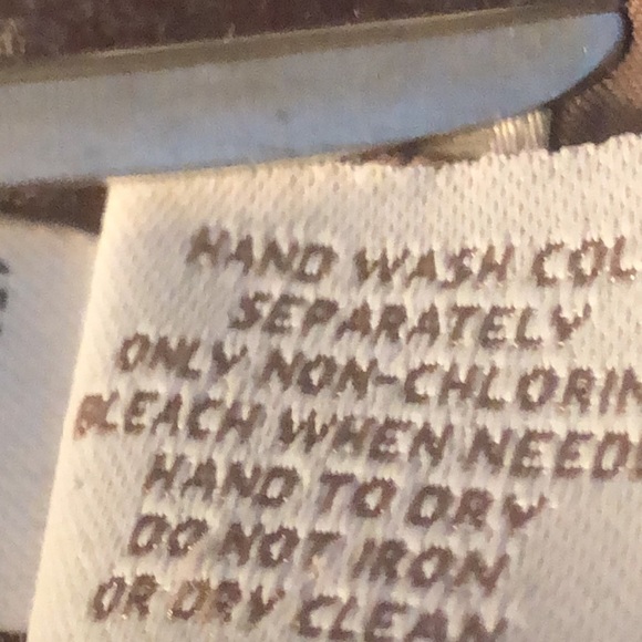 Chico’s Beautiful bronze color jacket with sequins/ ribbon used in floral design - Picture 10 of 15